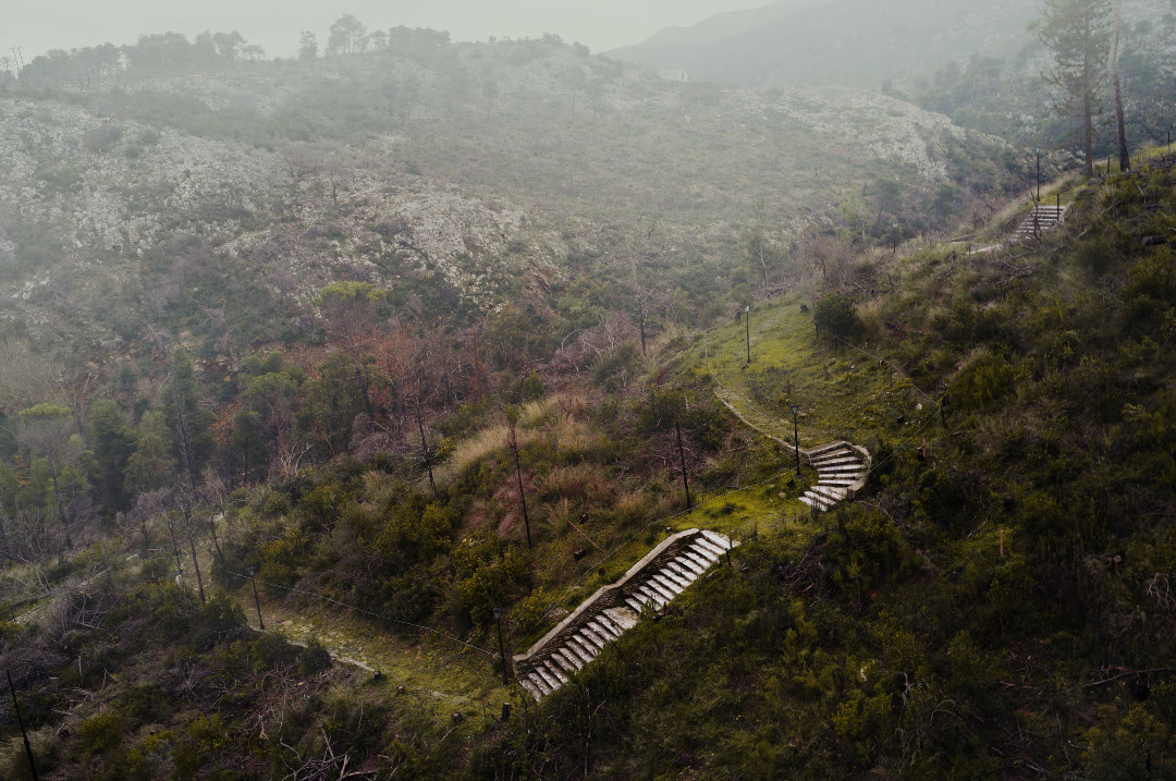 摄影作品：城市近郊的风景，希腊 / Petros Koublis-8
