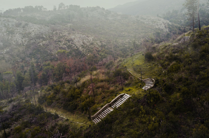摄影作品:城市近郊的风景,希腊 / Petros Koublis-8