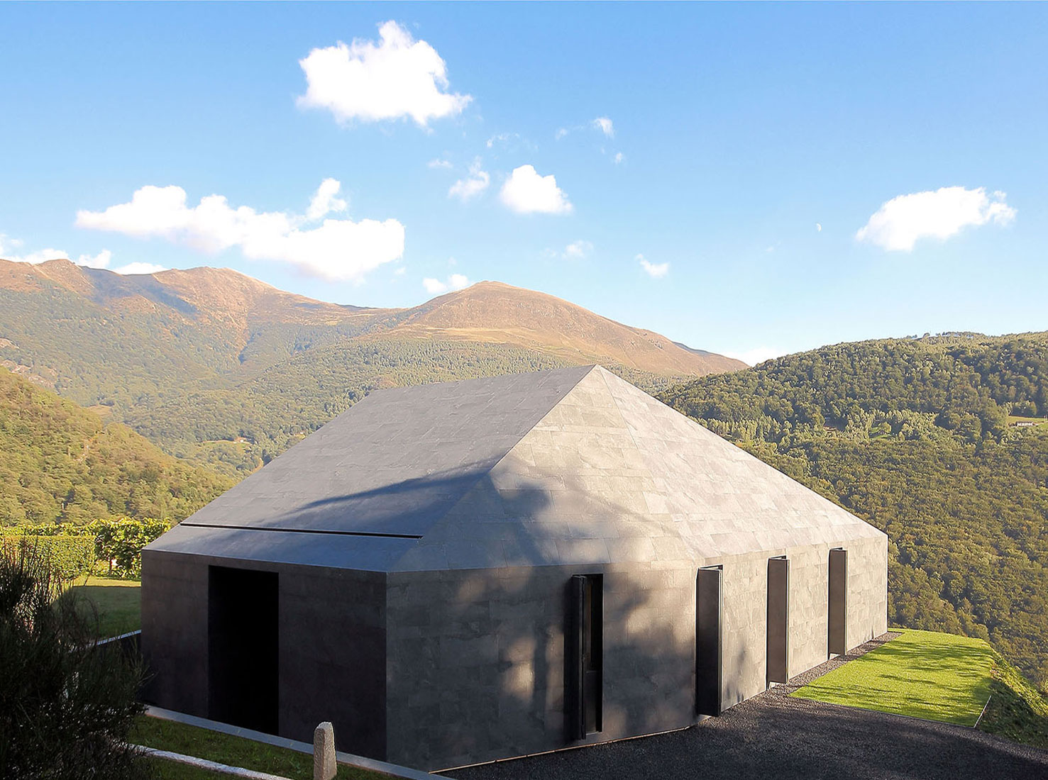 JM Architecture: энергосберегающий префаб в Альпах-0