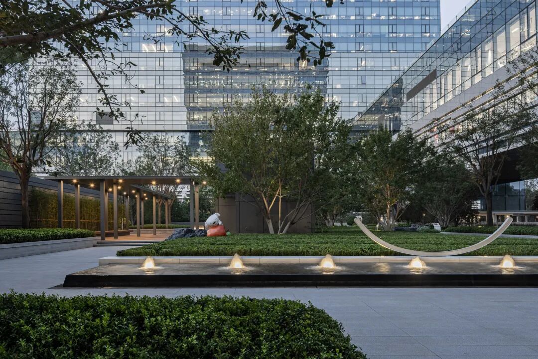 北京京东集团全球总部2号园区D座景观设计丨中国北京丨阿普贝思UP+S-82