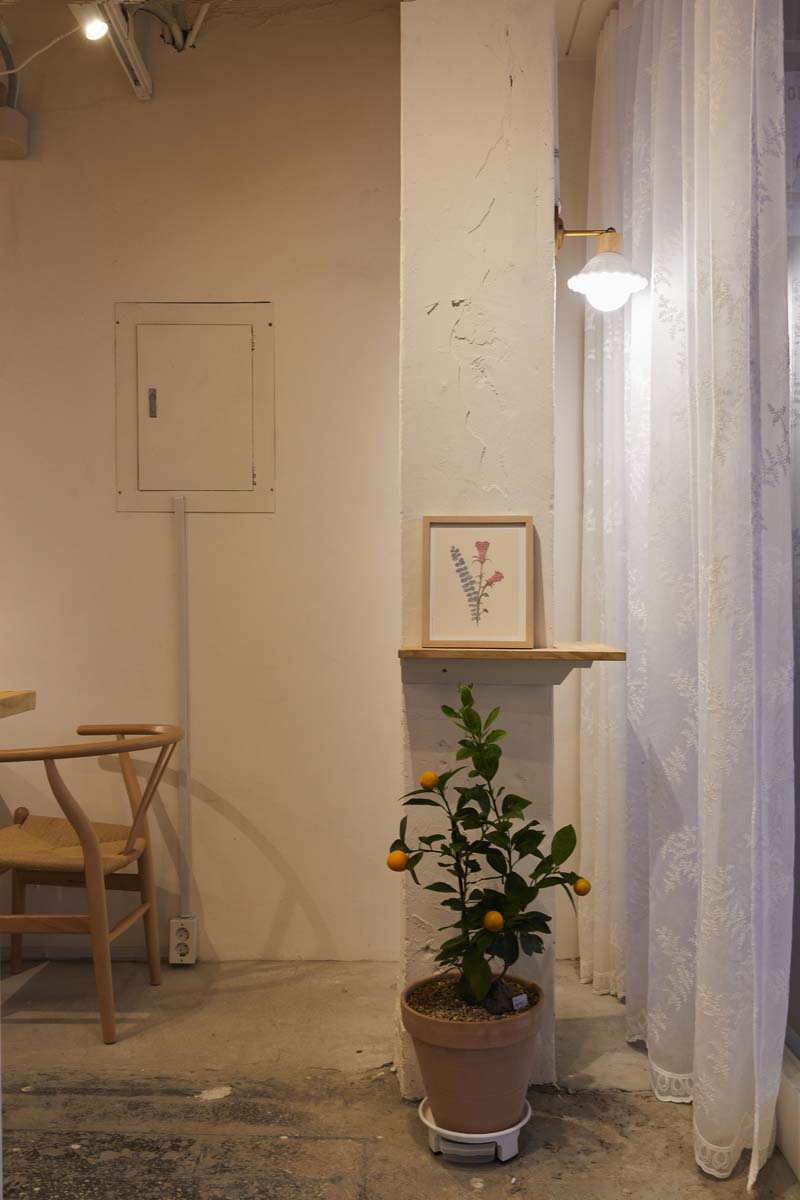 7 坪极简风咖啡馆，韩式工业风设计魅力-9