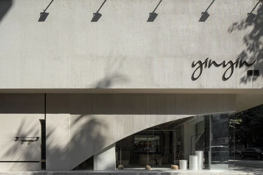 光与四季 · 普宁 70 平米女性服饰店设计丨中国广东丨深圳市陈浩鹏室内设计事务所-20