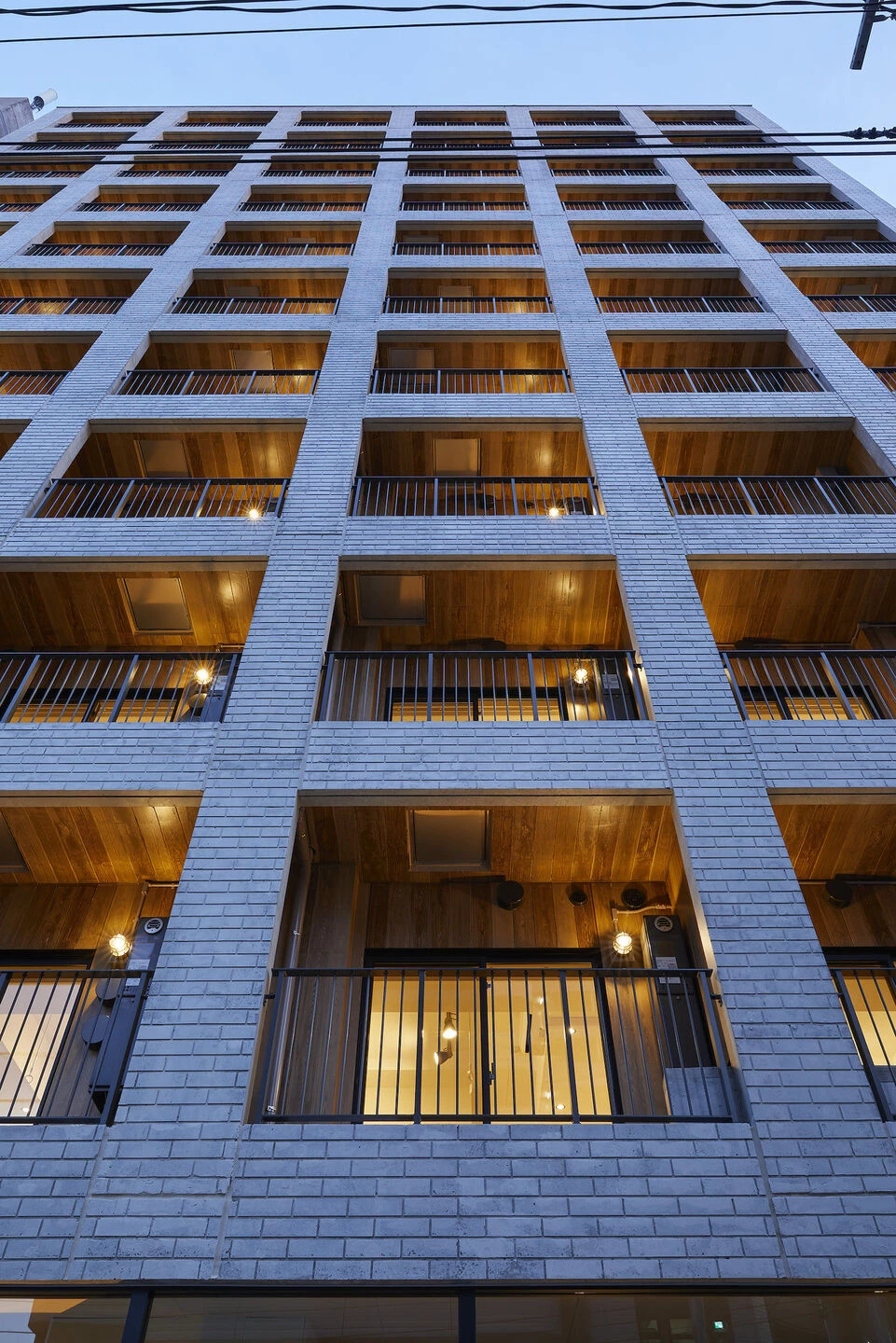 模糊界限的混凝土皮肤 · 日本公寓设计新尝试丨日本神奈川-33