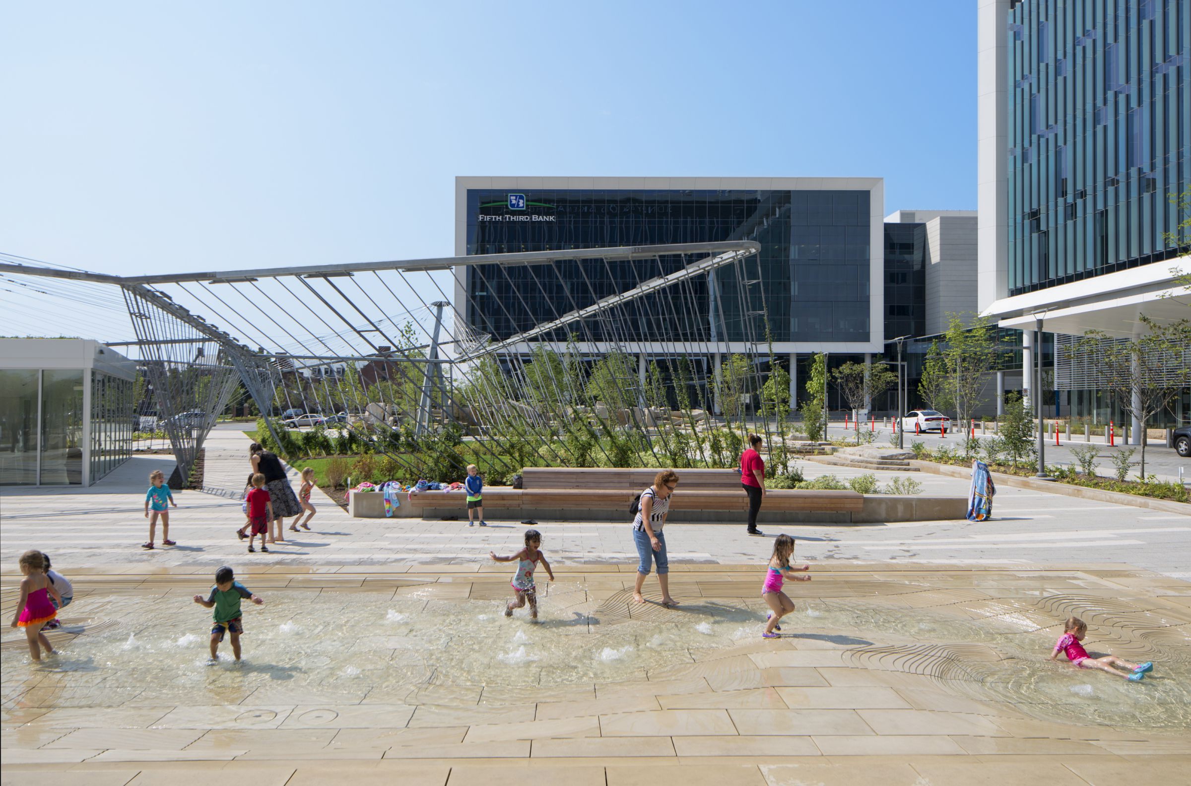 埃斯肯纳齐健康医院的共同基础和天空农场-6