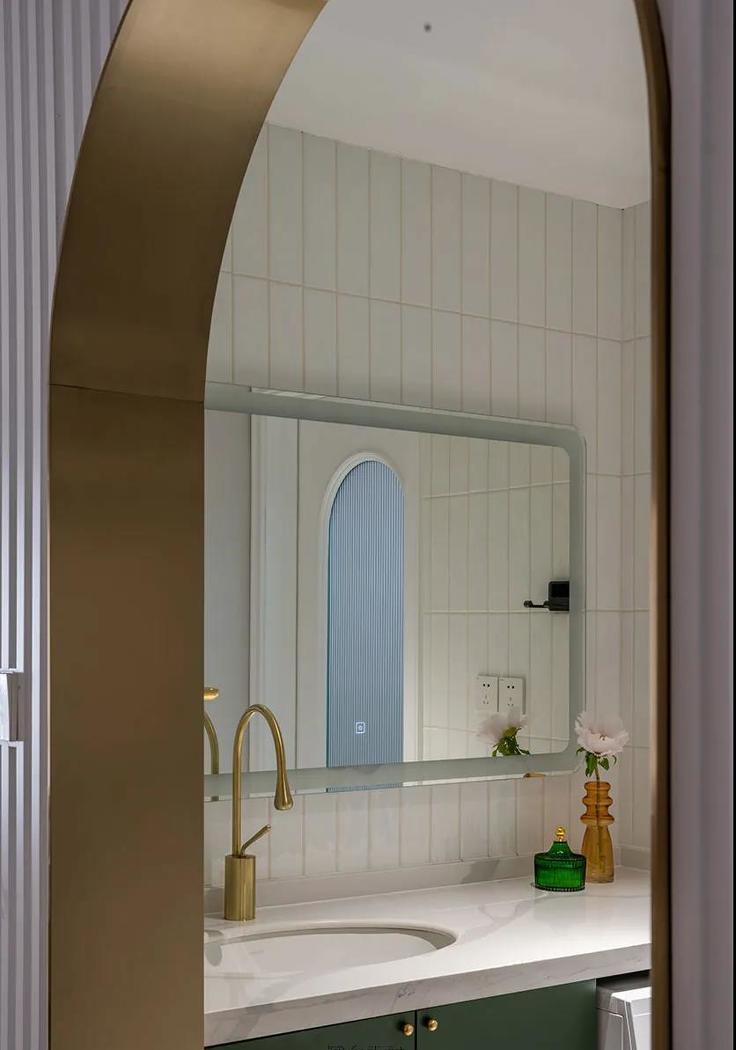 日落灯下的简约治愈之家-59