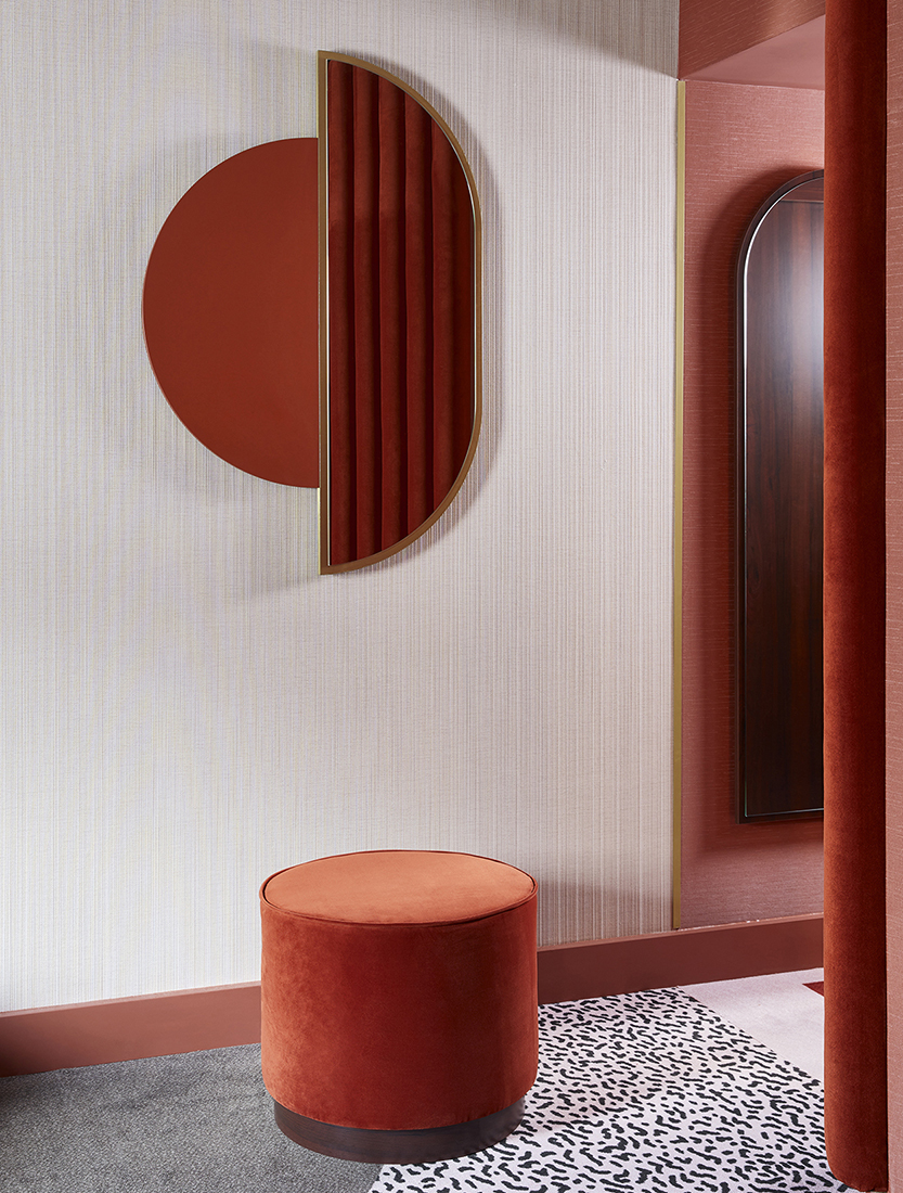 Оскар Люсьен Оно: отель в Париже с мотивами Memphis-5