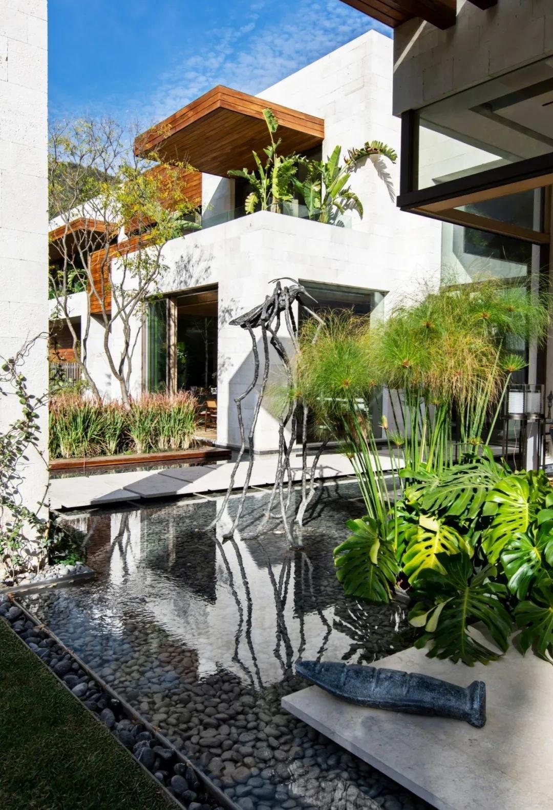 墨西哥山腰上的家丨Simon Hamui-34