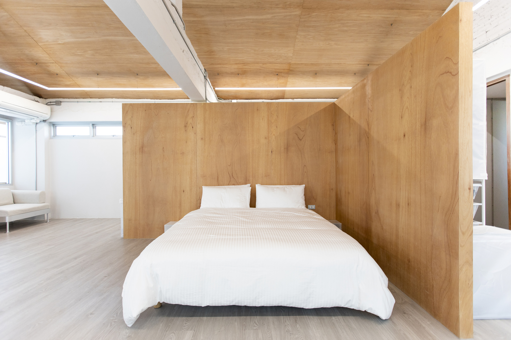 曼谷两代同堂住宅翻新-18