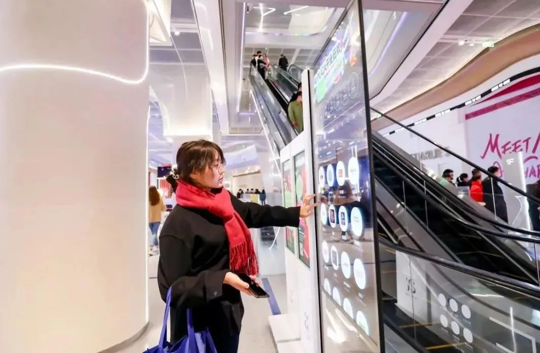 商业 | 西岸MALL上新！最艺术最科技的 AI PLAZA！-100