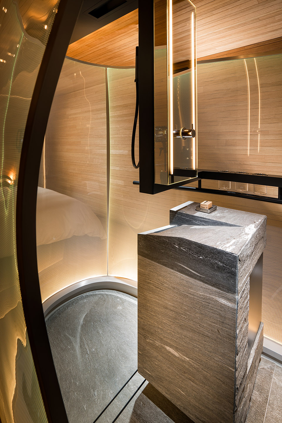 “建筑师之宅” － 瑞士瓦尔斯7132酒店奢华客房 / Morphosis Architects-16