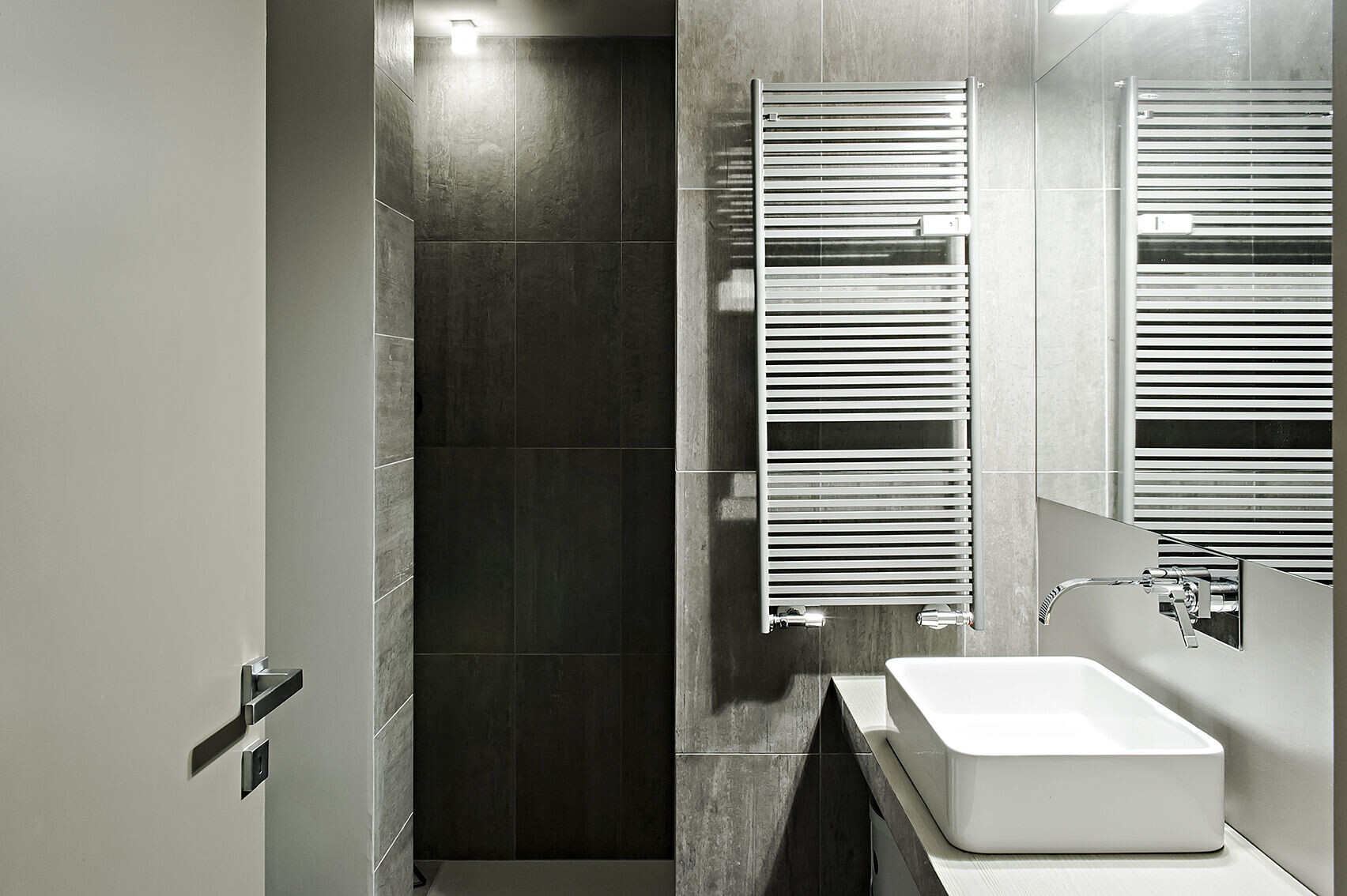 意大利都灵城市公园公寓的优雅蜕变-24