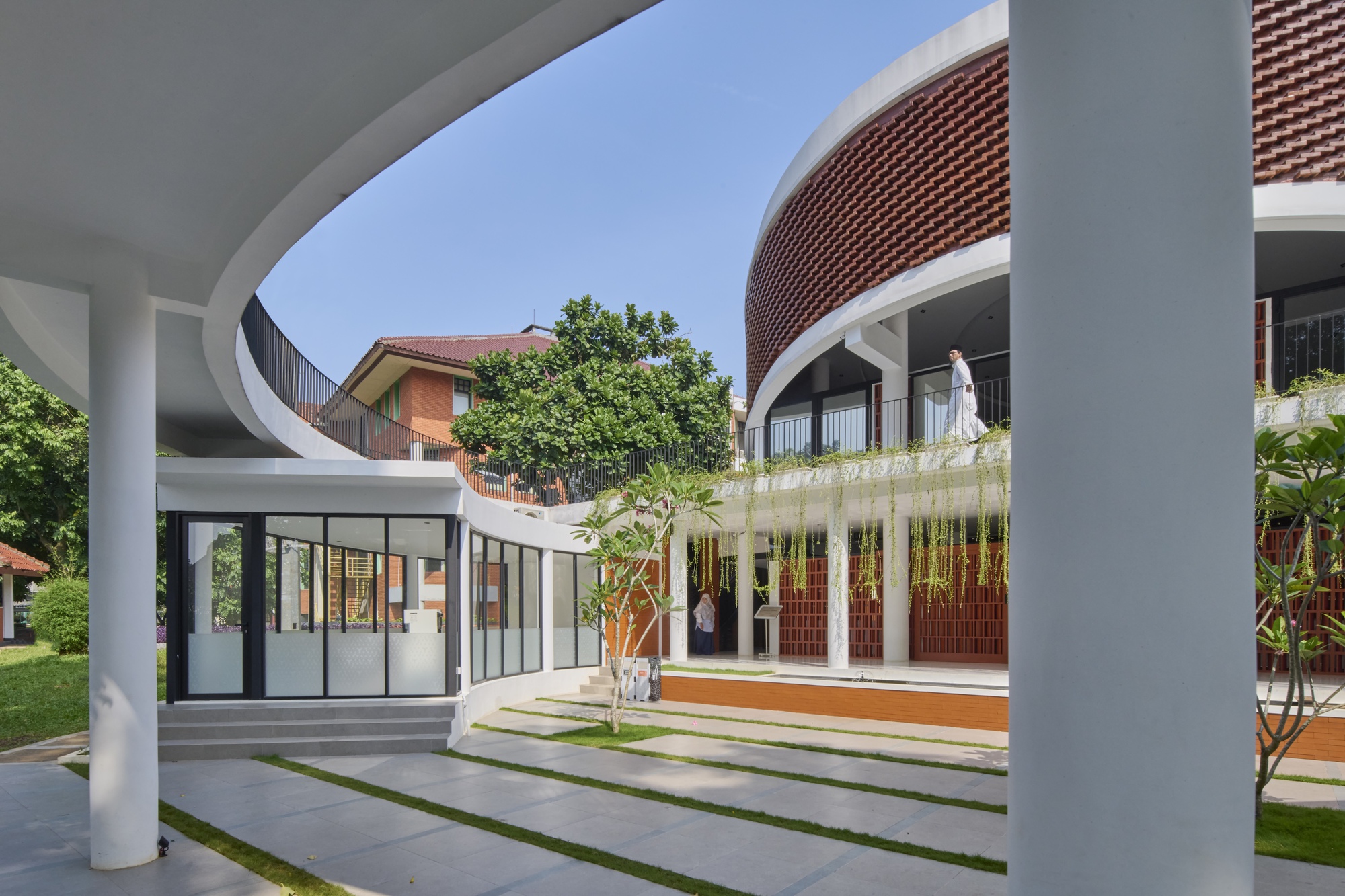 Al-Iqtishad Mushola / CREM Paragon x KIND-15