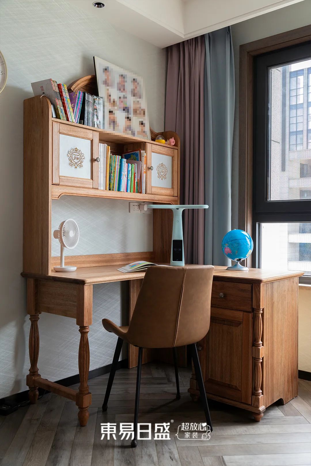 90后夫妻220㎡现代简约的家，三室变四室，被主卧圈粉了！-93