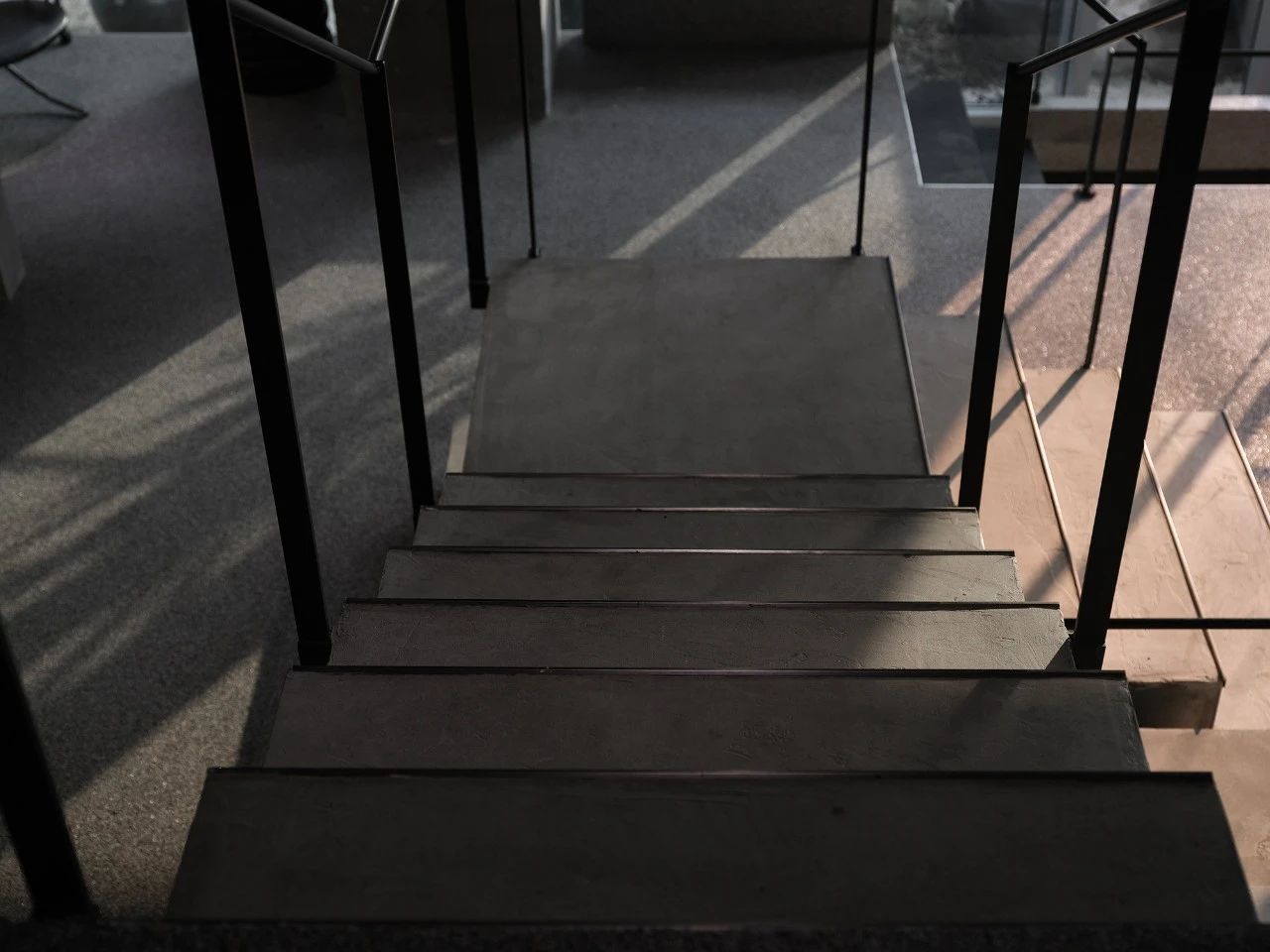 金致尚品城市会客厅丨成都润舍纳图空间设计-15