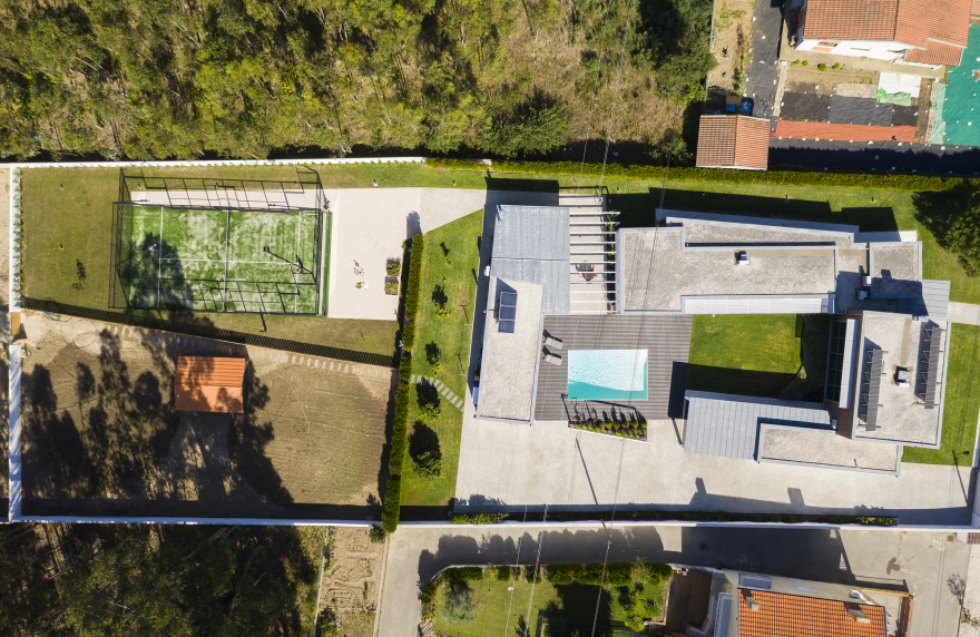 J House / FRARI - architecture network-11