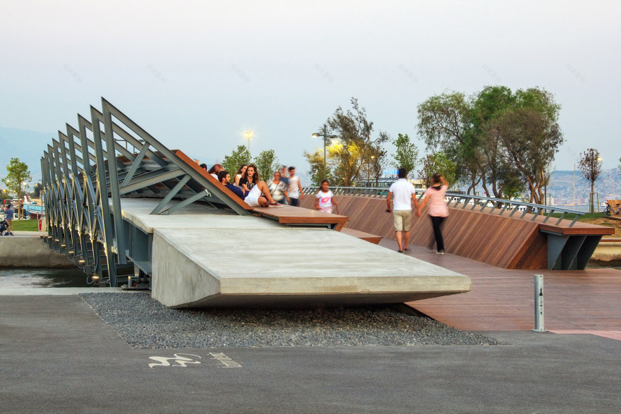 伊兹密尔海滨重塑项目 · Bostanlı日落休息室&人行天桥-27