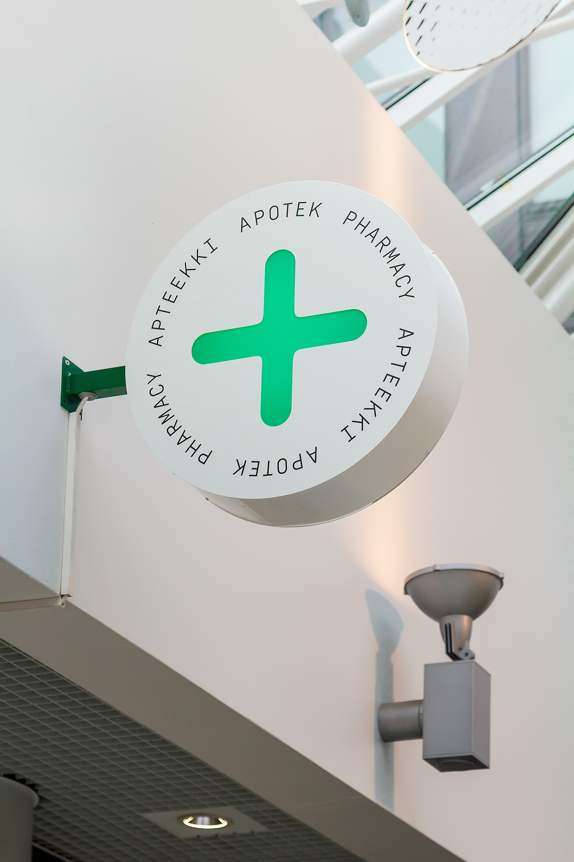 OLOApteekki 药店丨Kuudes-11