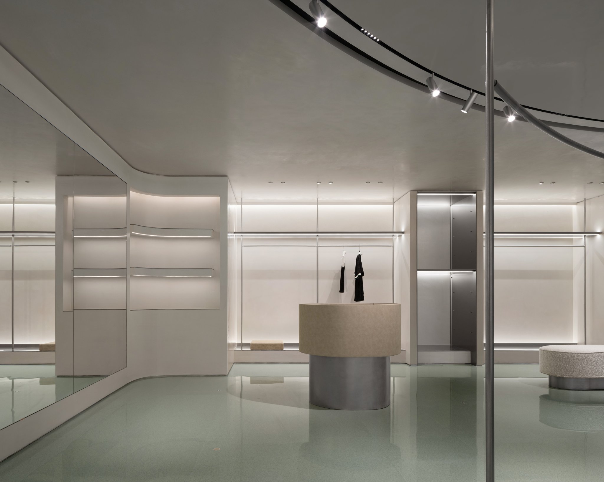 Mark & Lona北京旗舰店丨中国北京丨STUDIO 4,301-15