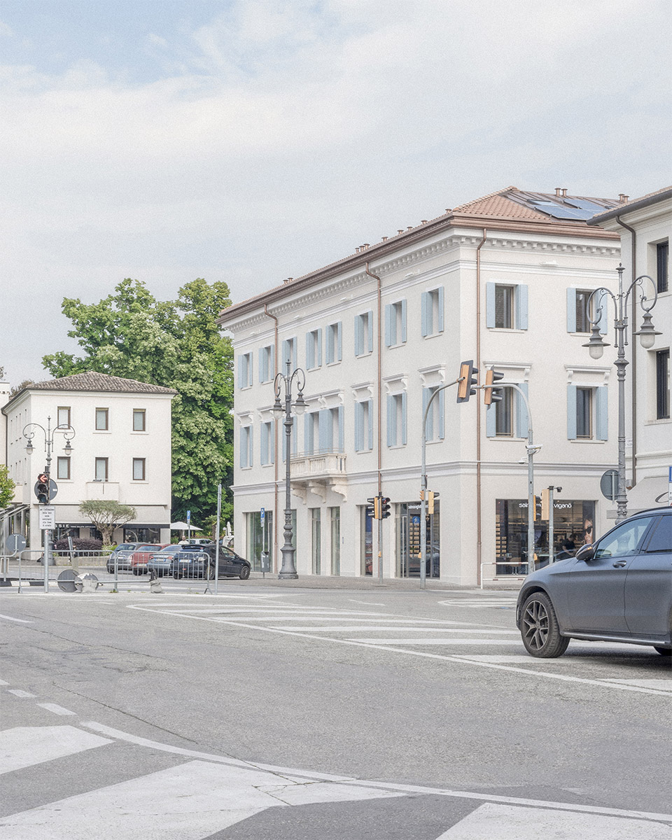 Montebelluna市中心住宅综合体翻新，意大利 / Studio Bressan-4