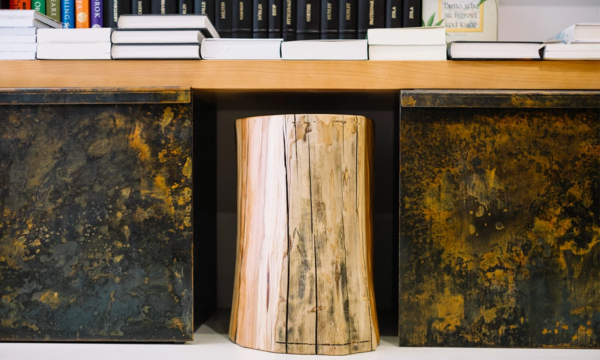 关爱环境与人的克罗地亚书店设计-9