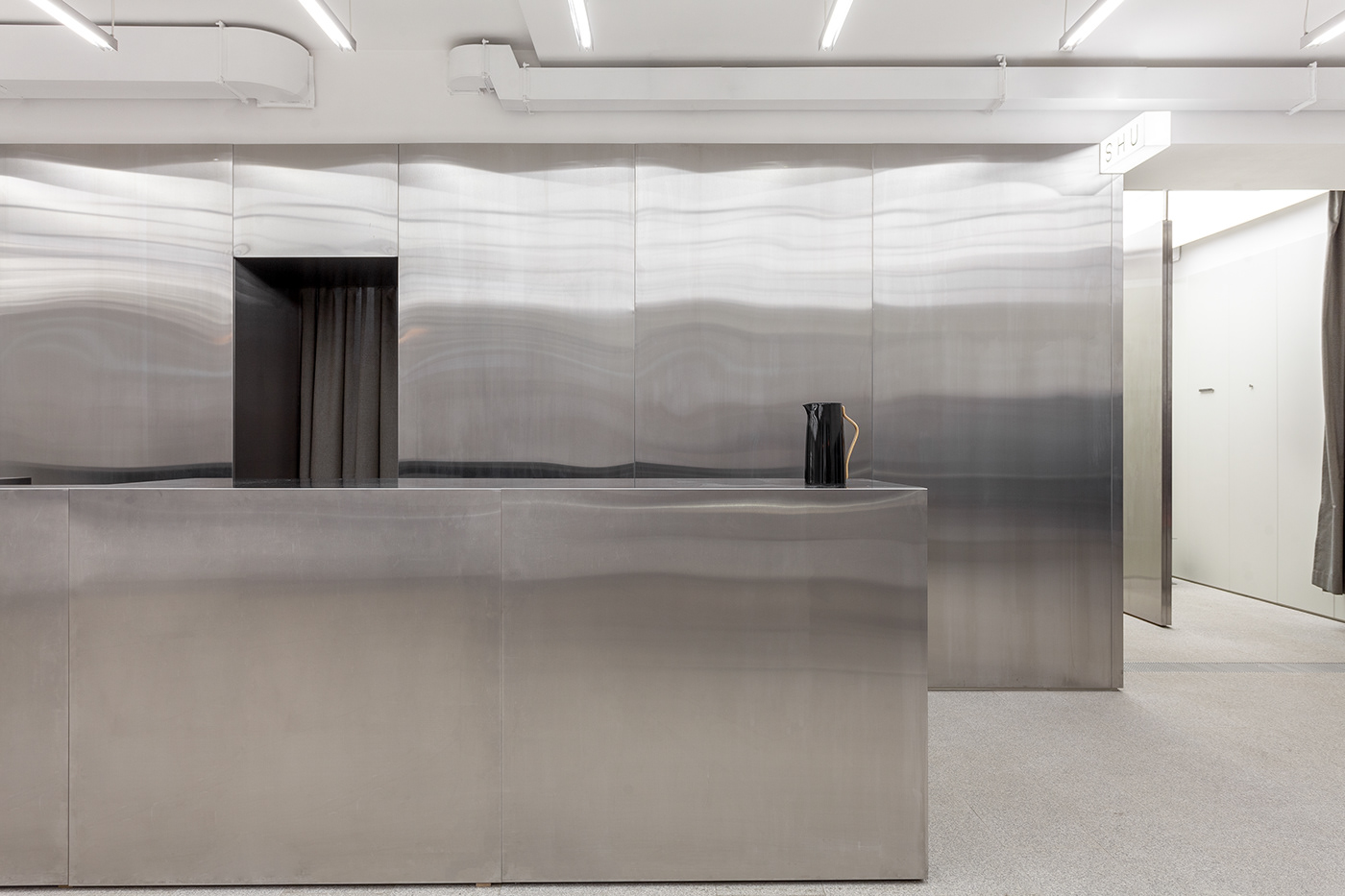 SHU store 服装店丨俄罗斯丨adept.works-20