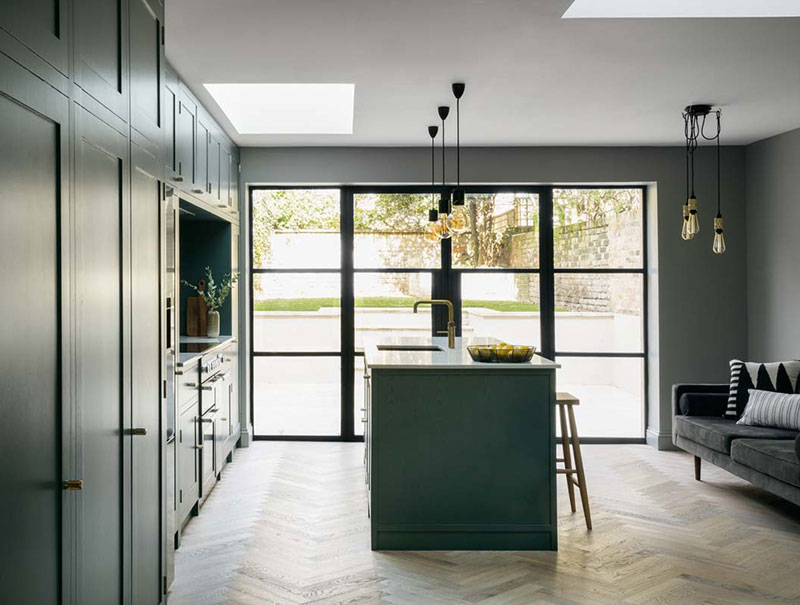 伦敦经典英式住宅，深色调打造别样风情-8