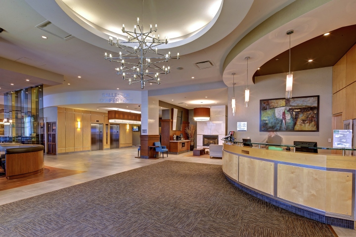 蒙特利尔机场万豪酒店Marriott Courtyard设计-6