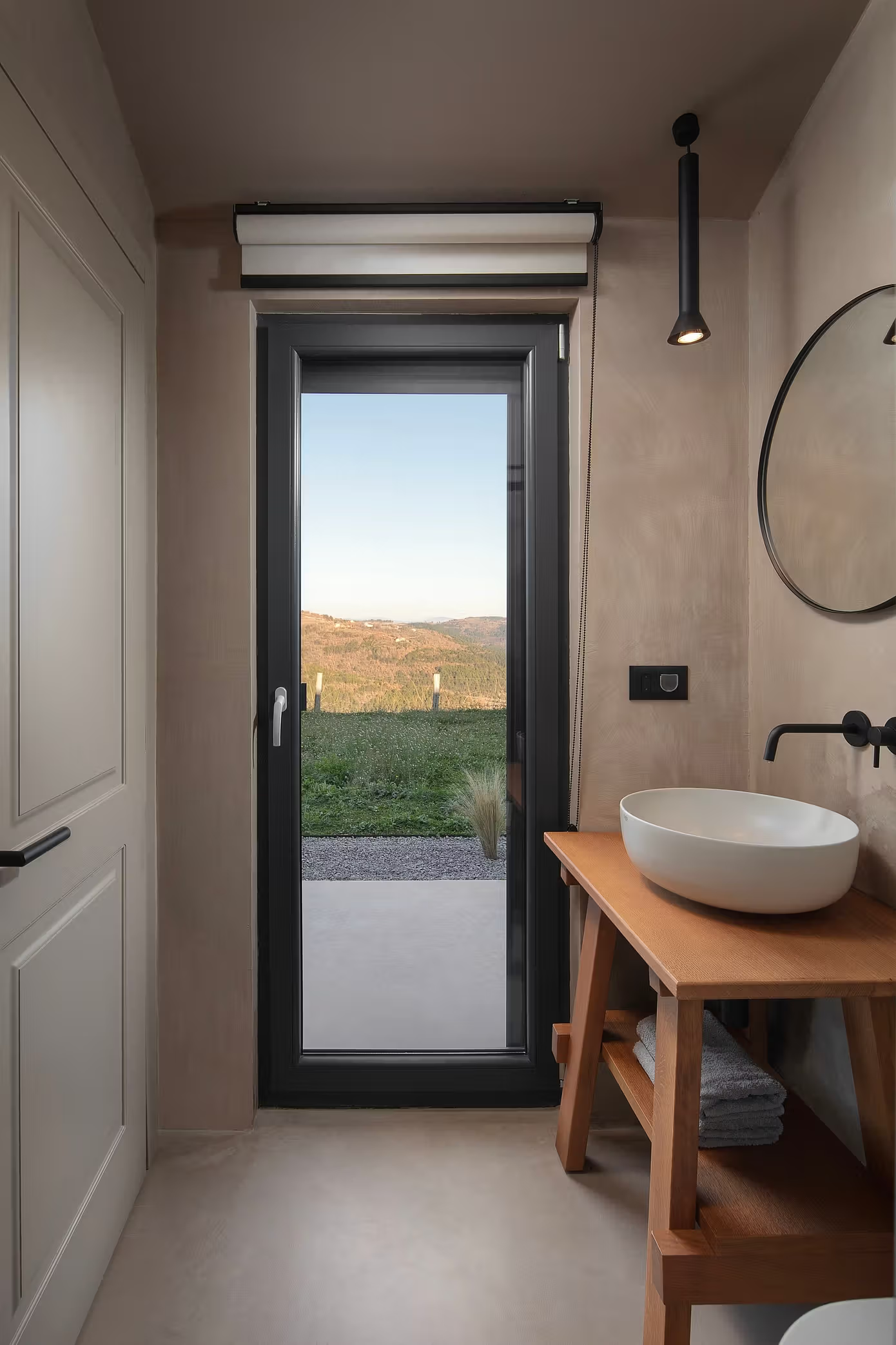 Sandro Uzila轻装而居山林小屋丨克罗地亚丨建筑师Sandro Uzila-24