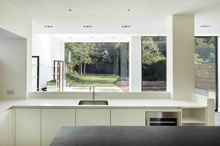 伦敦北区爱德华式住宅重建，打造宽敞明亮共享空间-20