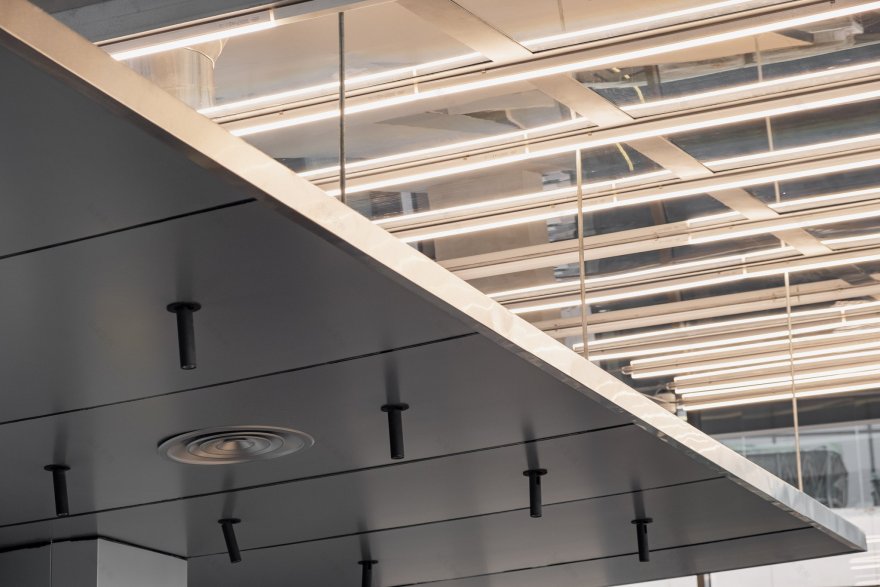 Barn’s X – Formula 1 Jeddah 咖啡馆设计丨沙特阿拉伯吉达丨Altavia ODG-6