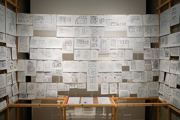 【住み方発見!! Home Life Diaries in Japan】展 会場/展示構成: 京都大学柳沢研究室|居住空間学講座-2