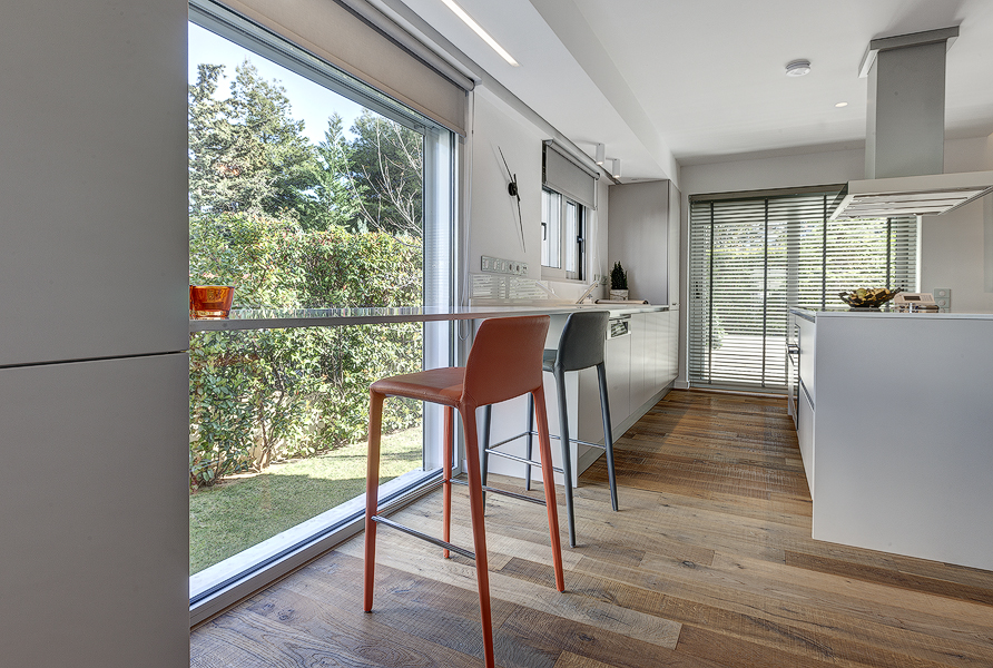 基菲西亚艺术空间 | 线性百叶窗打造独特身份-13