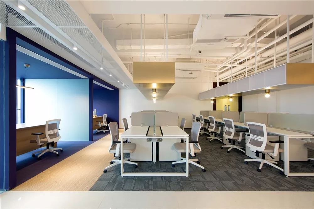 达明·纸间画廊 | 剧场式办公空间,展现品牌活力-27