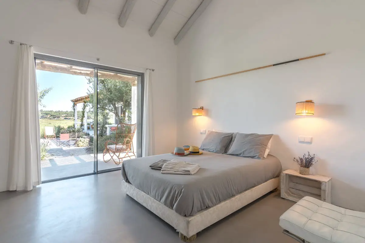 葡萄牙度假别墅 | 色彩斑斓的泳池边天堂-19