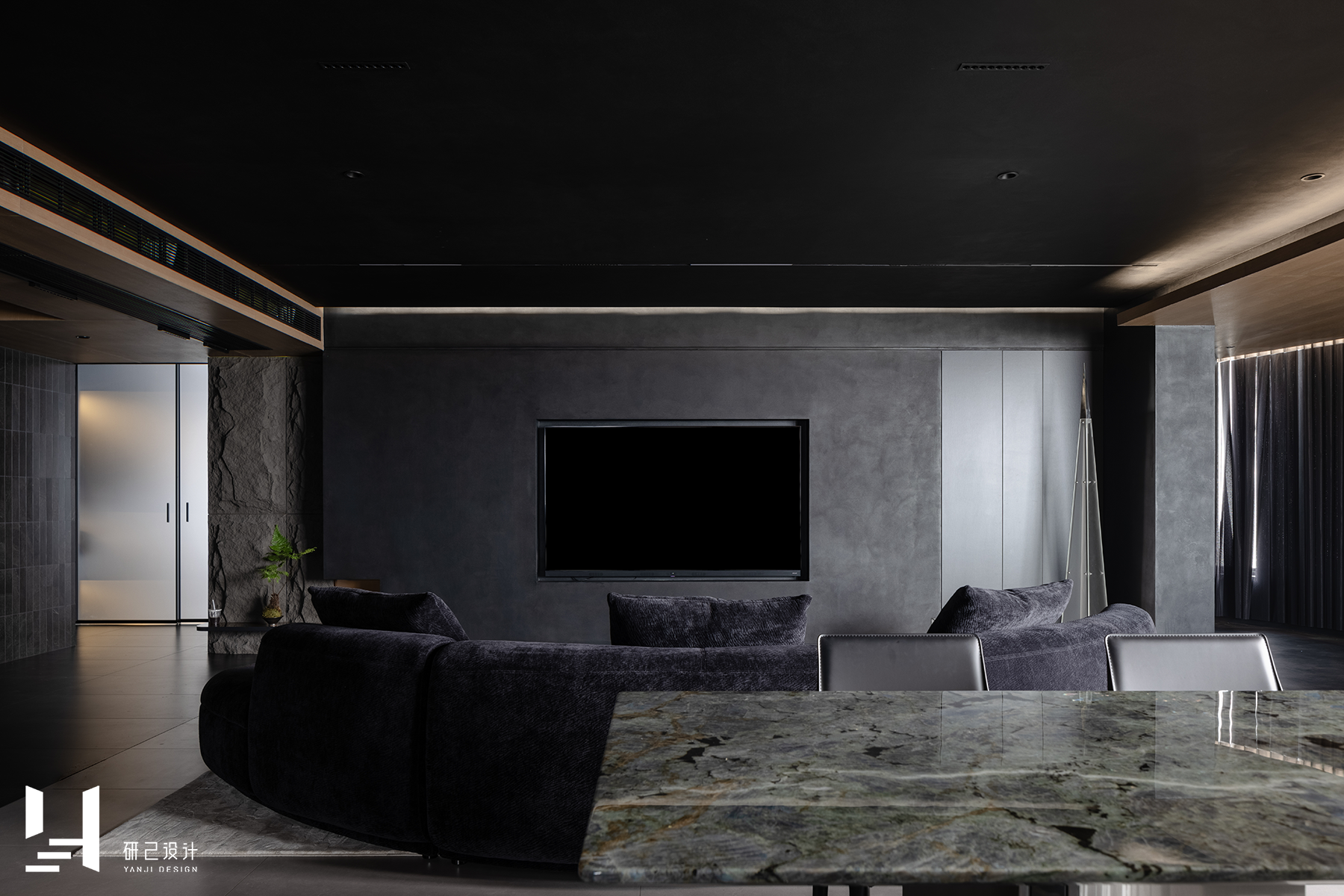 暗黑风江景宅丨中国芜湖丨研己设计-18