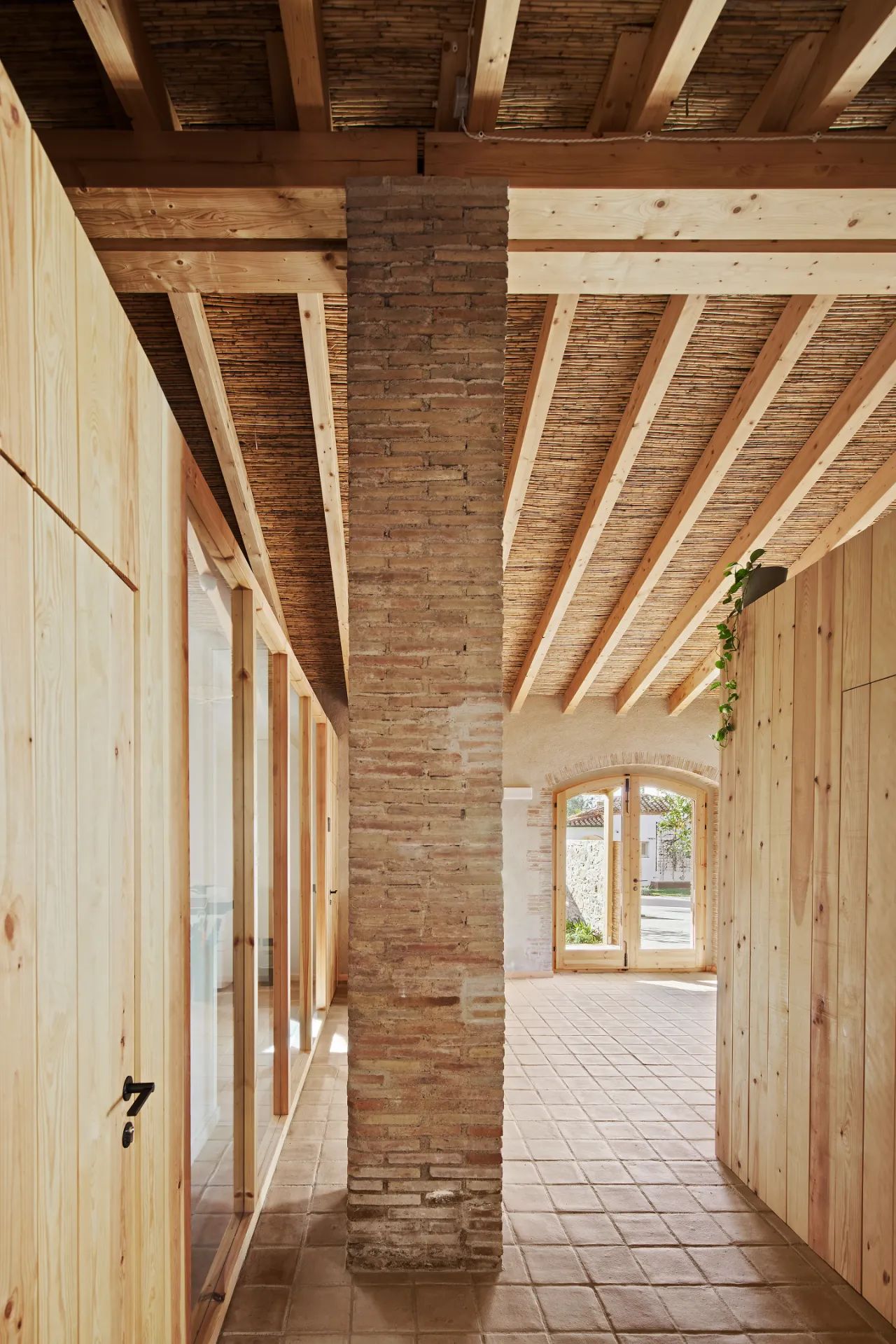 Twobo丨天窗窥见地下世界 · 向下，探索水源-29