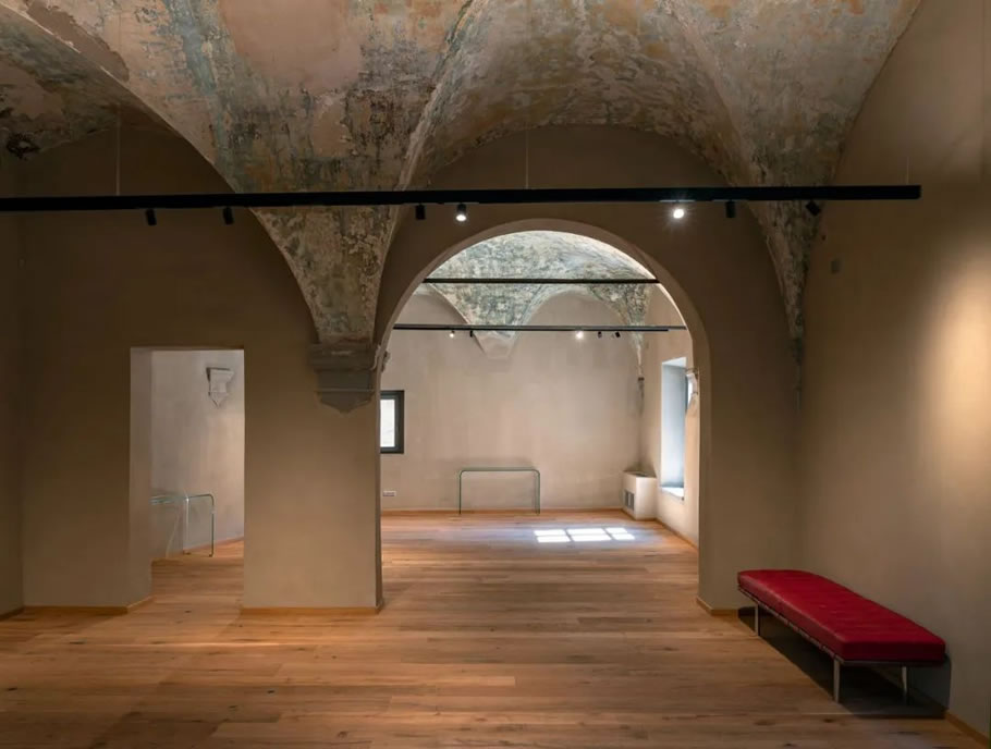 意大利山城“永恒之宫”创意文化中心丨MC A建筑事务所-44