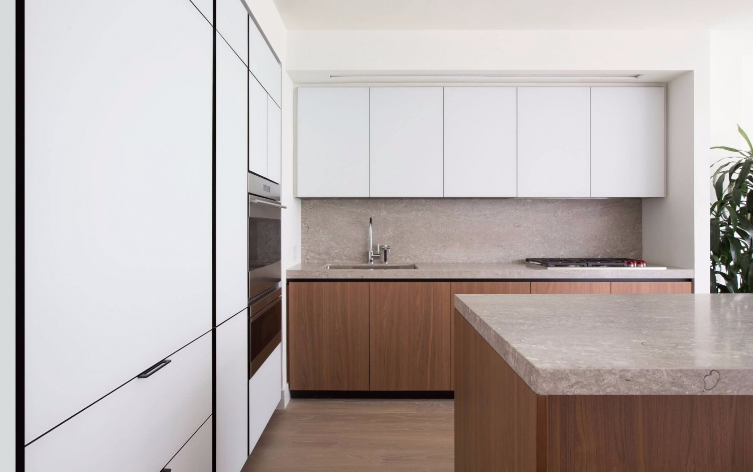 翠贝卡西区历史街区的意大利极简风住宅-25