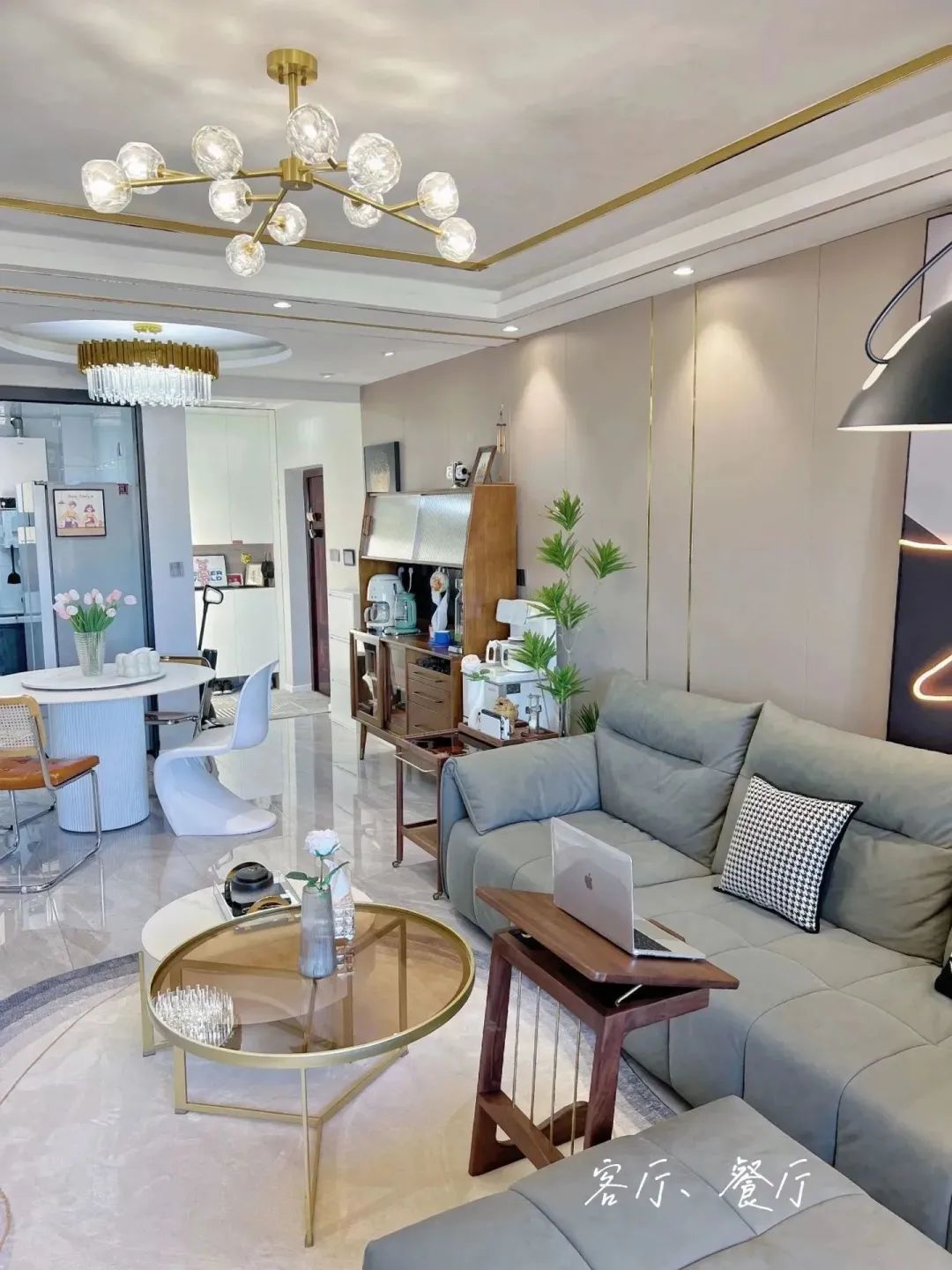 云南姑娘家的6㎡花园阳台走红：家住23楼，不封阳台，越住越舒服！-16