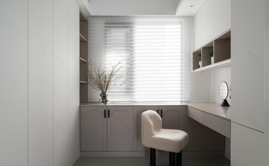 单身女孩的灰粉调快乐星球-37