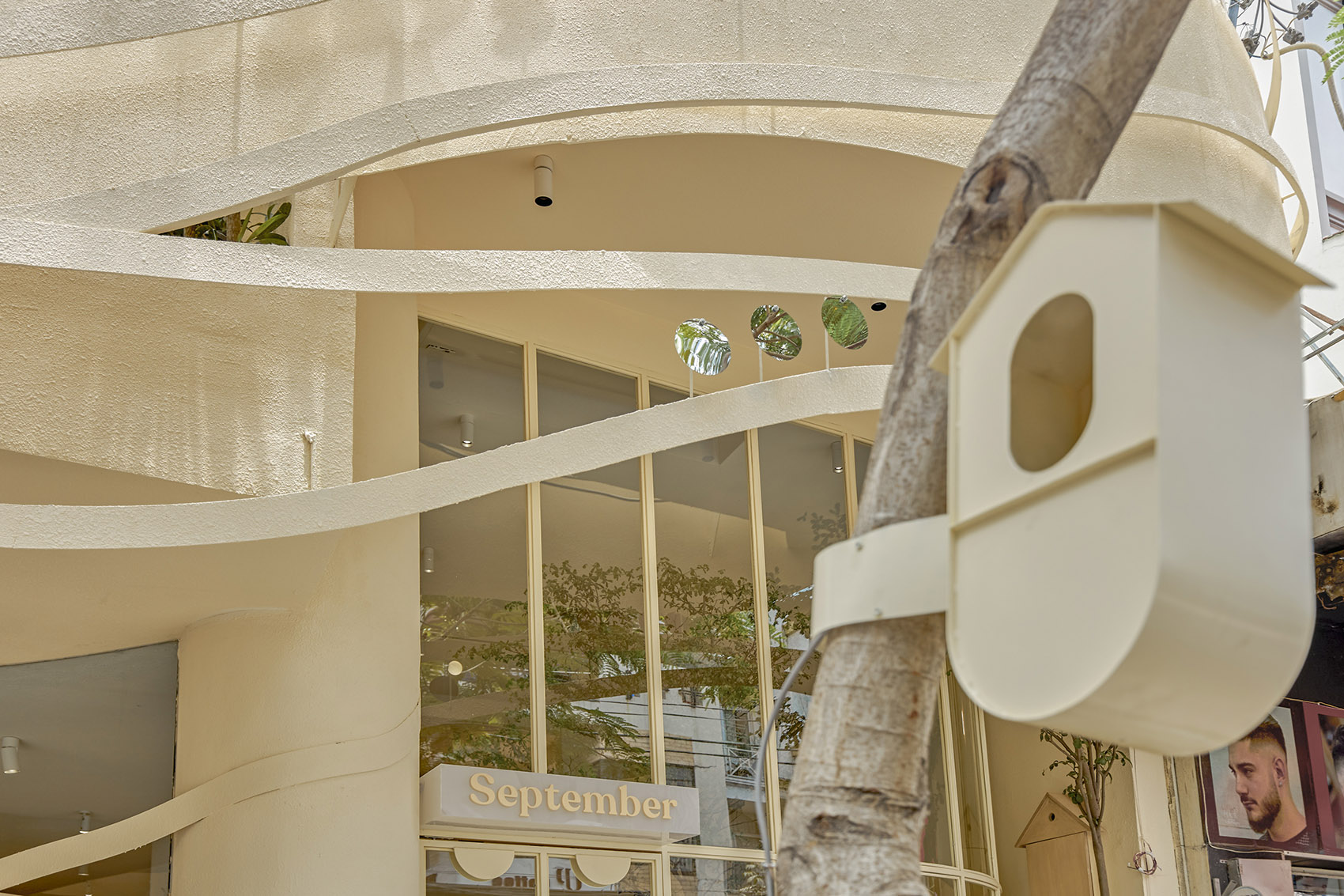 September 咖啡厅 2 号店丨越南胡志明市丨Red5studio + Ben Decor-15