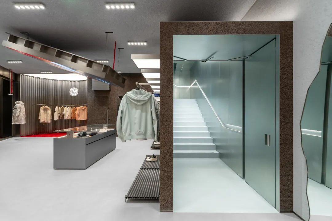Stone Island杭州旗舰店丨中国杭州丨OMA,AMO,合伙人Samir Bantal主导-7