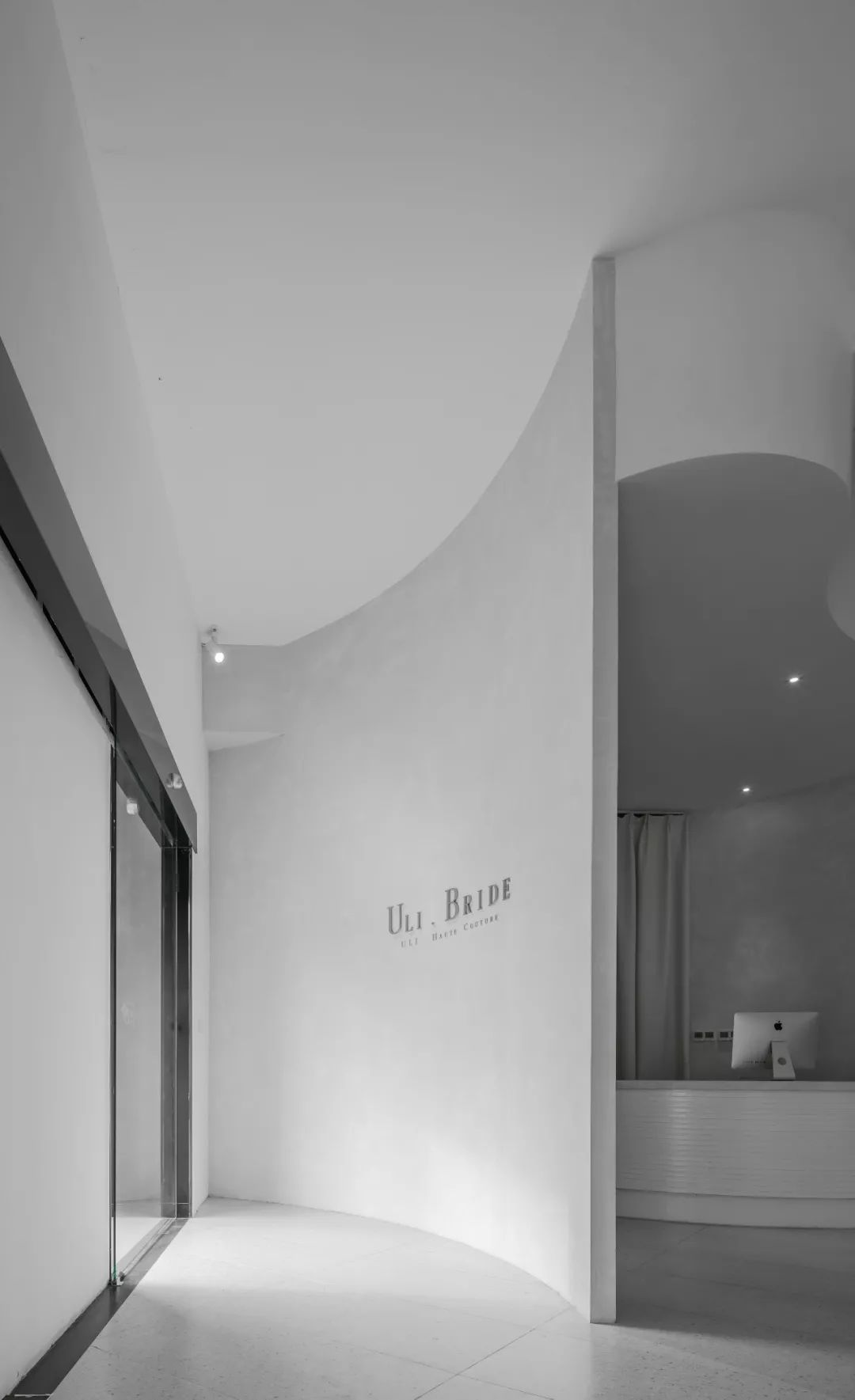 曲线之美,MIN.D 打造的 ULI.BRIDE 展示空间-26