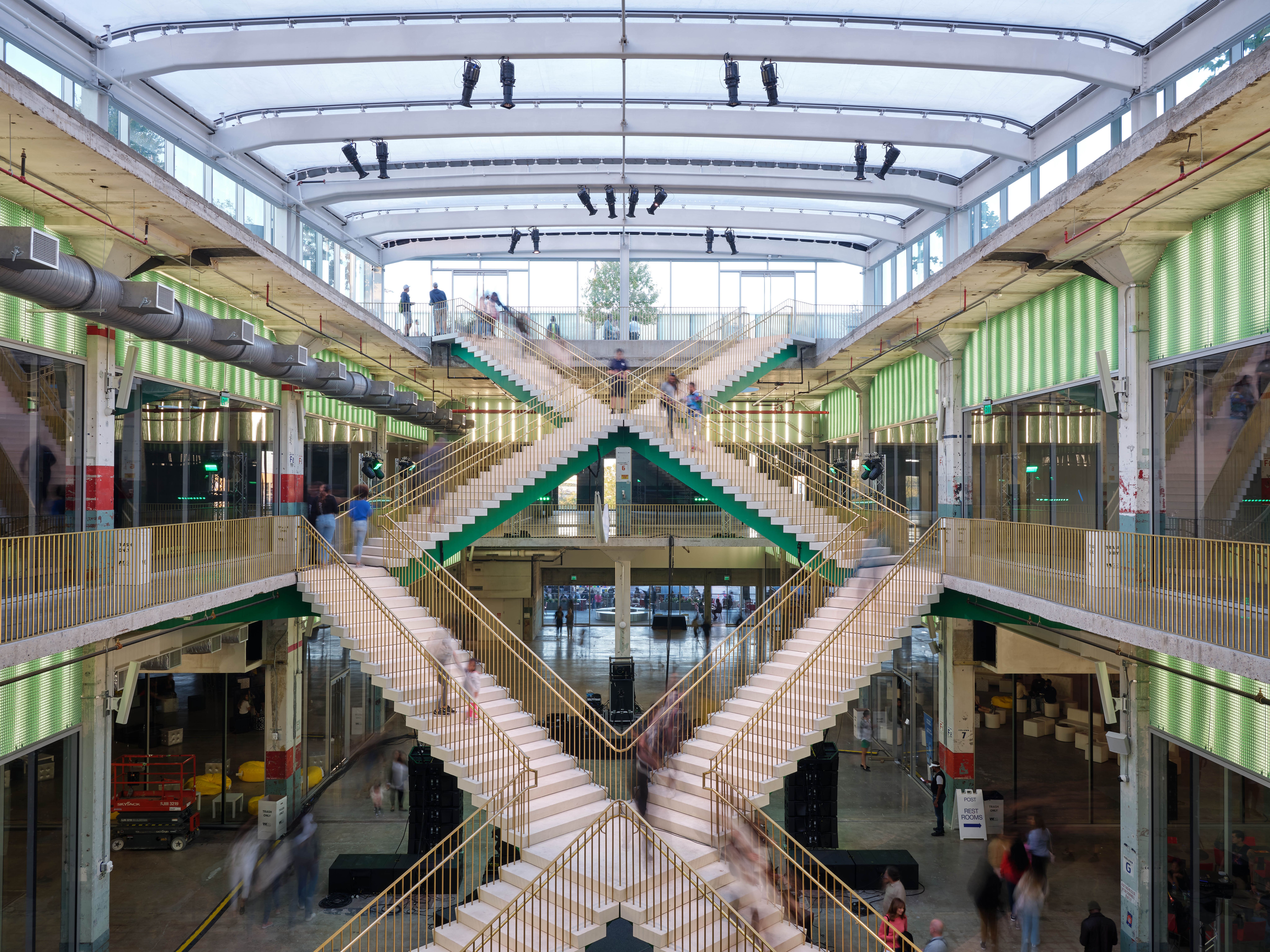 绿色洪水防护下的美国休斯顿仓库改造-17