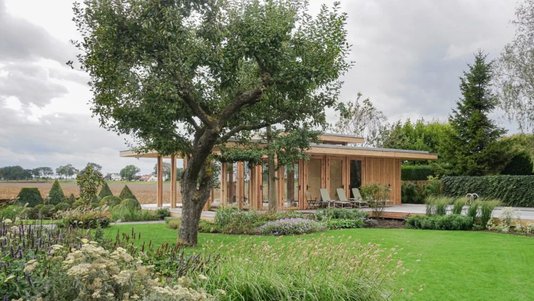 54 平米花园小屋，模块化设计实现室内外融合-14