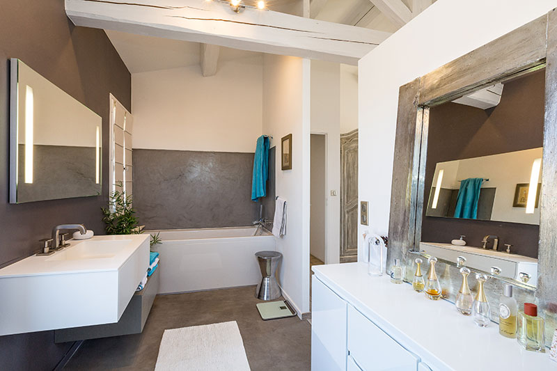 圣特罗佩斯普罗旺斯风格豪华别墅-12