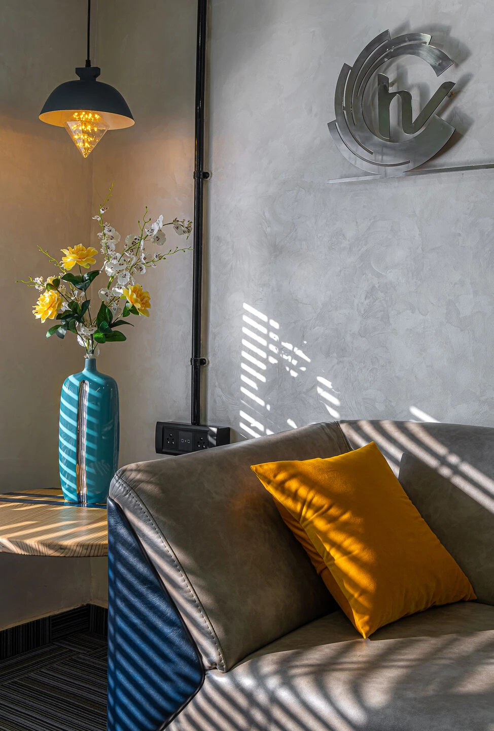 情感注入的 360 平米梦幻工作空间-37