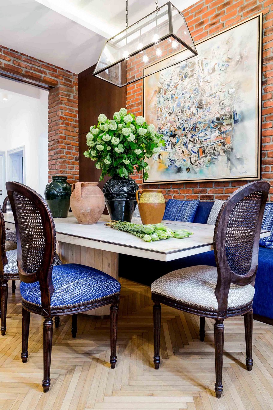 布加勒斯特英式乡村别墅 | 砖墙与橙色调的优雅结合-24