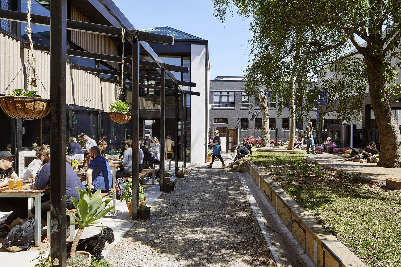 老宅新用，澳洲非盈利性建筑综合体 / Six Degrees-57