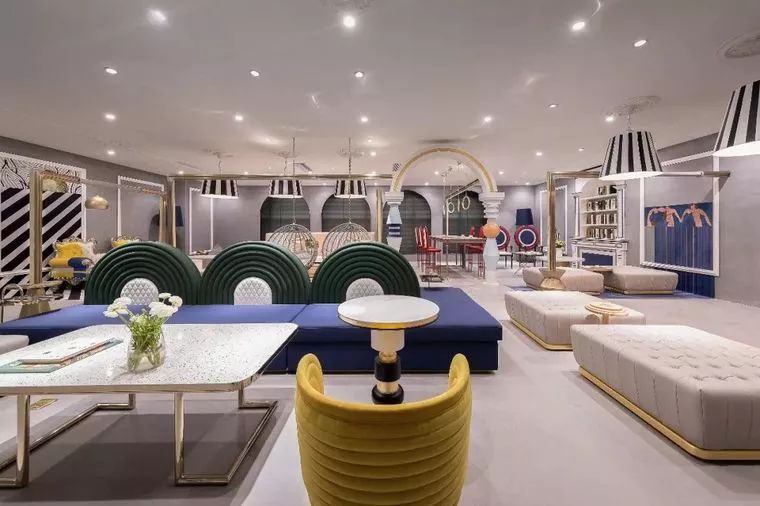 在这个令人惊叹的童话城堡办公室，我愿意天天加班！-21